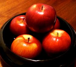 Fruits for heart health - Apples